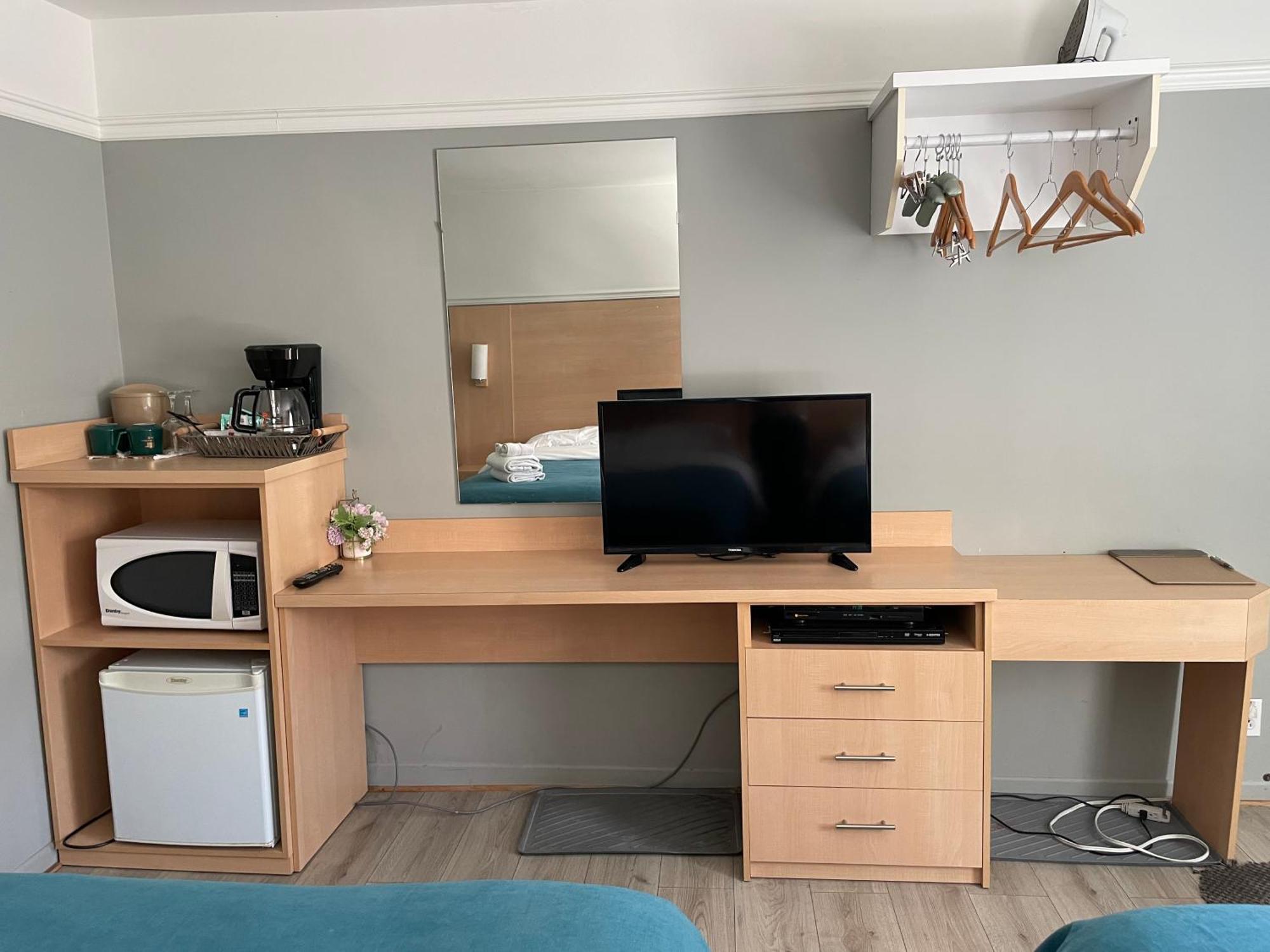 Motel Au P'Tit Sapin Mirabel Dış mekan fotoğraf